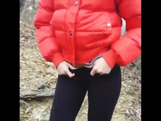 Показала попку в стрингах в городском парке саратова