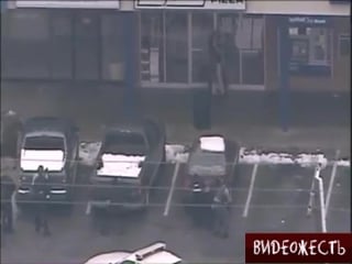 Взял заложницу, но был наказан © видеожесть