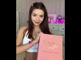 Сисястая мария вей делает макияж