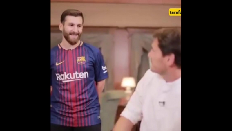 لحظه دیدار رضا پرستش (مسی ایرانی)با کاسیاس دروازه лондон 22 06 2017