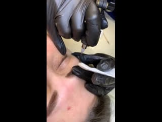 Процесс пм бровей