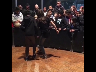 Уничтожила парня