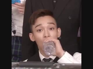 Let me bring back this legendary video chen @weareoneexo