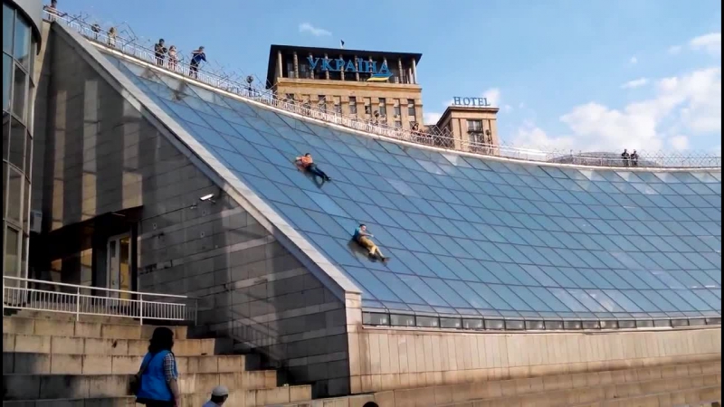 Україна коментарі зайві