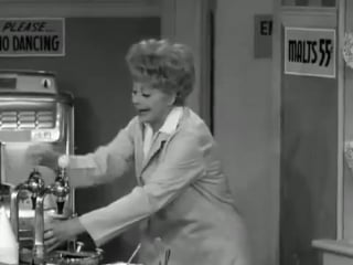 The lucy show s01e23 in lucy is a soda jerk