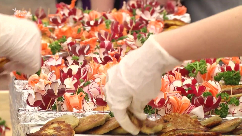 У чернігові напекли та з’їли понад 5 тисяч дерунів