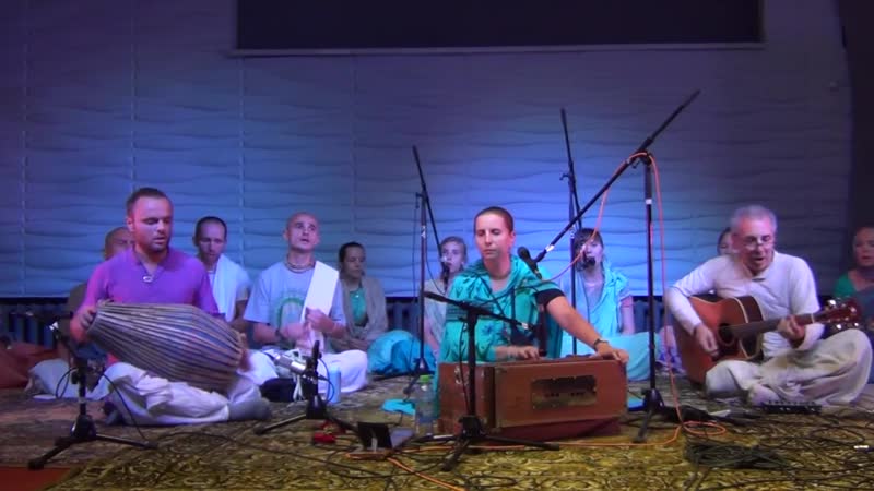 Kirtana mela 2015 moscow е м гаури д д &amp; е м медини пати прабху киртан 4 27 06 2015