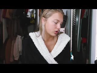 Skincare routine beat puffiness, hydrate and glow romee strijd ( 720 x 1280 ) mp4