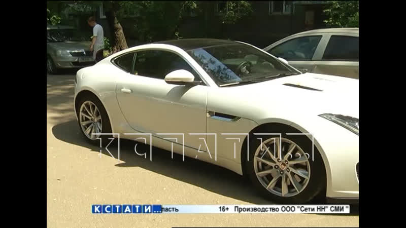 Молодые обворовывают дорогие автомобили