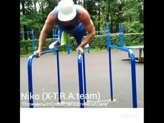 Niko pushups jump from bars to bars