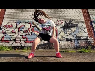 Shake it | female dancehall | vika egozza