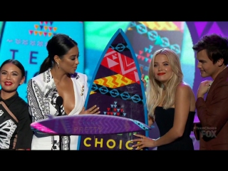 Ashley benson shay mitchell troian bellisario lucy hale 2015 teen choice awards