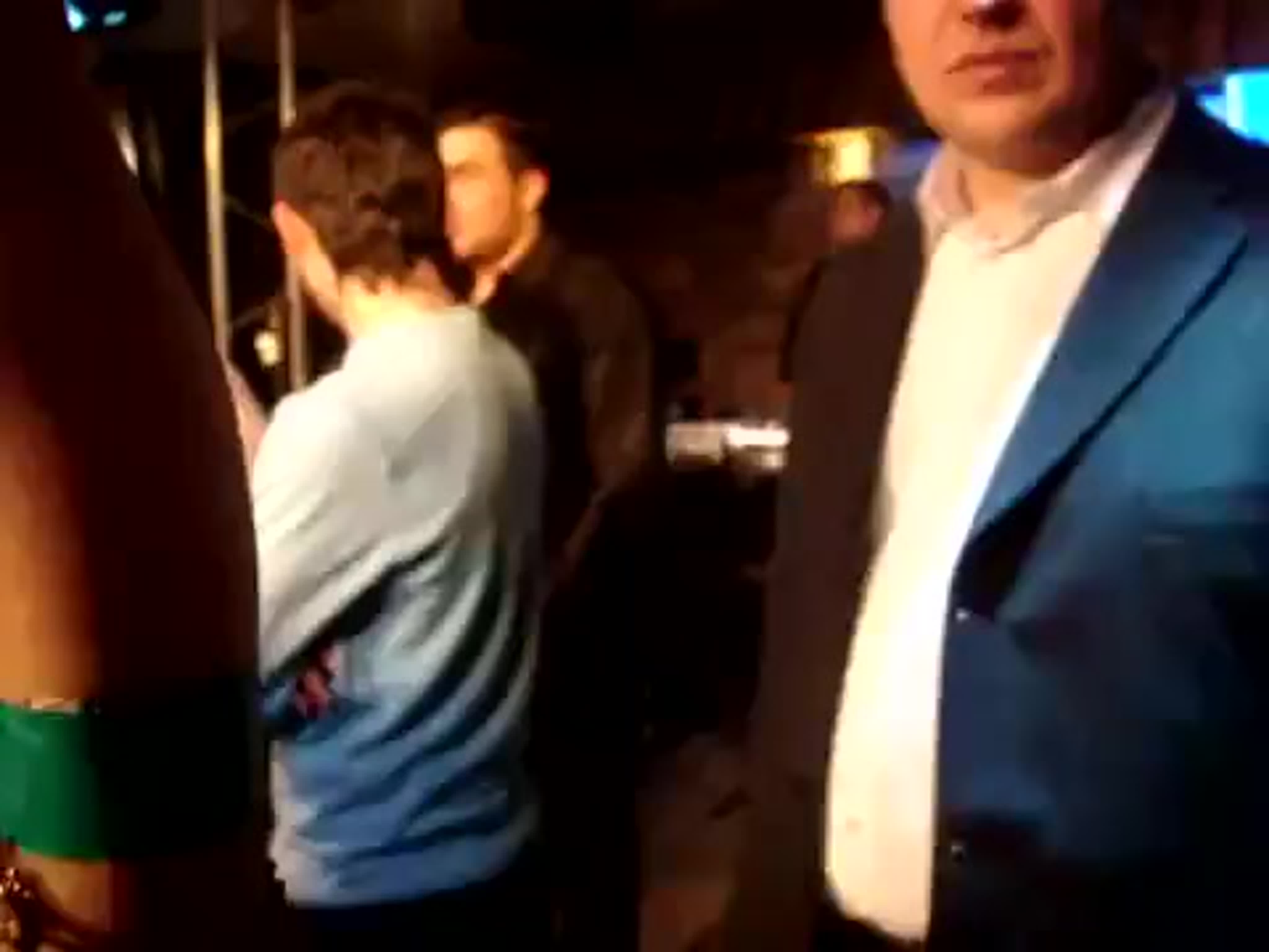 азерша сосёт Азер певец в москве watch online