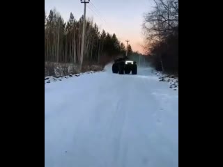 Здоровенная махина😨