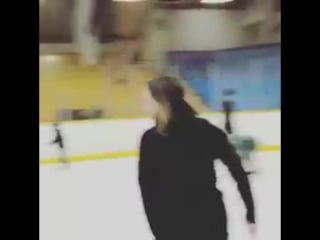 Vera patinando no gelo