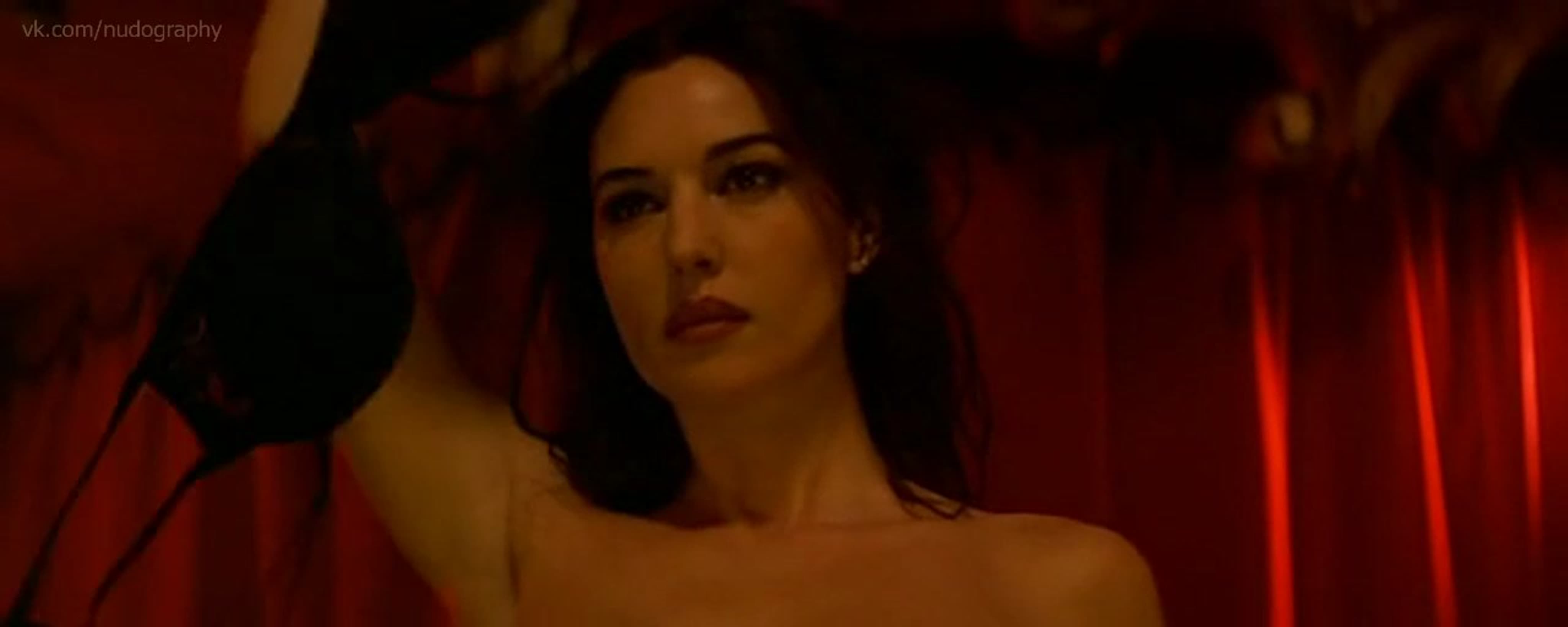 Моника беллуччи (monica bellucci) в фильме 