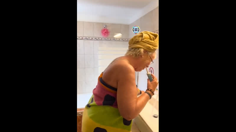 Ускорил процесс чистки зубов