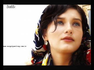 Nurgül yeşilçay ~ ezo gelin 2006 ~ clip with photos