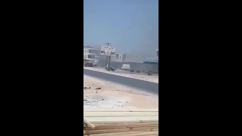 По неизвестной причине взорвался склад боеприпасов, принадлежащий группам сирийской оппозиции в населенном пункте сармада в сель