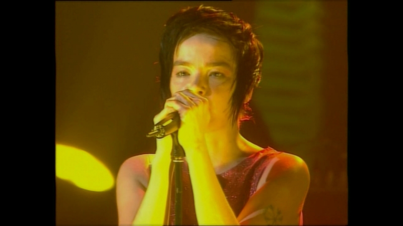 Björk violently happy live in london (1997) bjork
