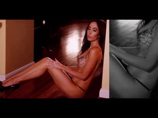 Sexy lingerie tease beautiful models #city#girl
