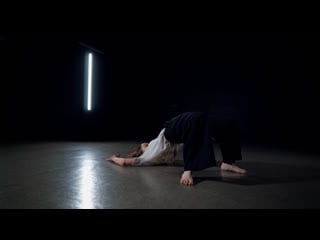 Fka twigs lights on, choreo by daria evst, dancer ksenia fedotova