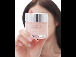 200409 irene (red velvet) @ instagram cliniquejp