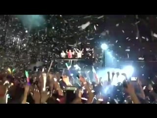 Martin garrix playing together with matisse& sadko at #edpbeachparty n porto, portugal [jun 30]