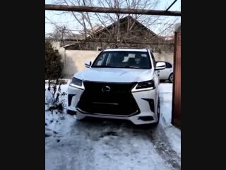 Lexus lx570