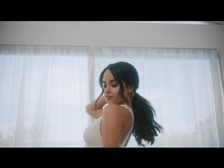 Becky g for gillette venus