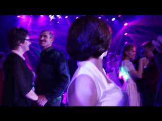 Mannequin challenge peterhof ball ix