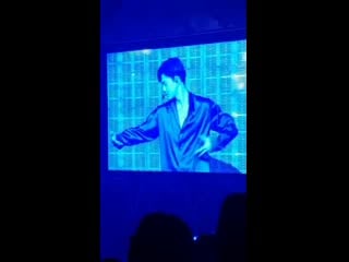 190915 is it me or is there an angel on stage in singapore right now leader suho never disappoints with his vocals