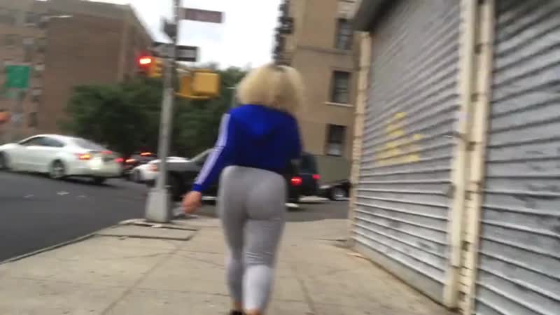 Слежка за сочной жопкой | pawg