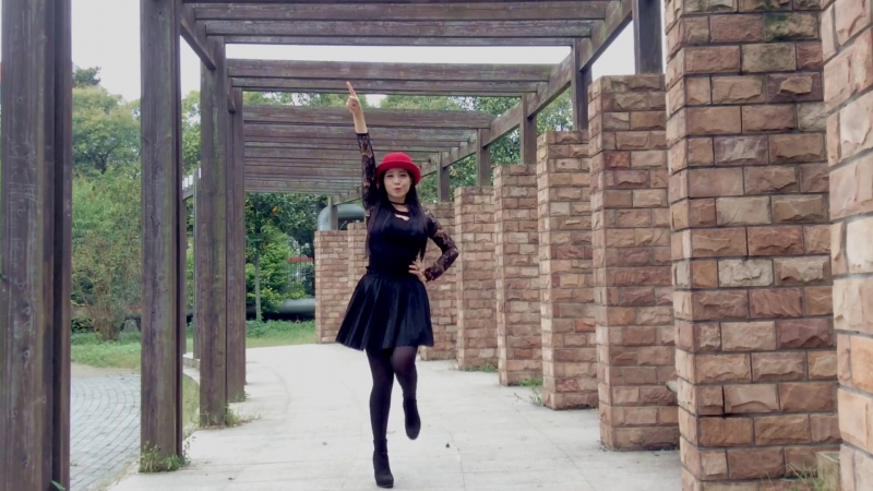 【dina小崽】别使坏了，来抱我吧（优雅地跳舞） 三次元舞蹈 舞蹈 bilibili 哔哩哔哩弹幕视频网 av6812931 1