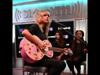 Sxm live performances by tpornr and qa with fans