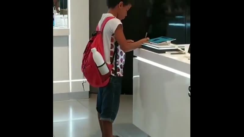 Porn has no internet access, goes to shopping mall to use tablet to do school homework praise the guys at the store that let him