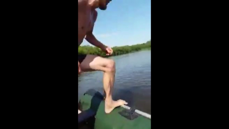 Решил нырнуть)))