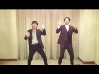 Yoshizawa ryo and his co star in the disastrous life of saiki k kaku kento doing some kawaii dance