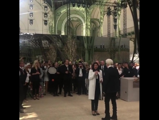 Kristen stewart at the chanel haute couture fall winter 2017 fashion show in paris, 04/07 #2
