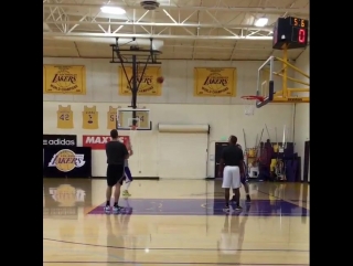 6 ая пре драфтовая тренироа лейкерс