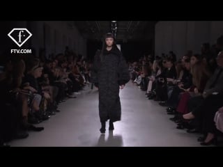 Paris fashion week fall winter 2017 18 valentin yudashkin ftv com