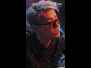 170112 wu yi fan @ ellemen gift