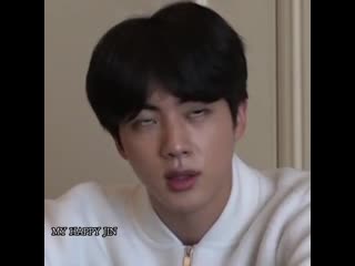 Cute habit of looking upwards when he's thinking about something🥺