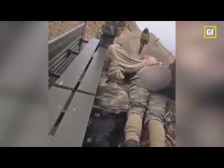 Азербайджан показал свою силу! солдаты армении издеваются над трупами азербайджанцев azerbaycan, баку, baku, карабах