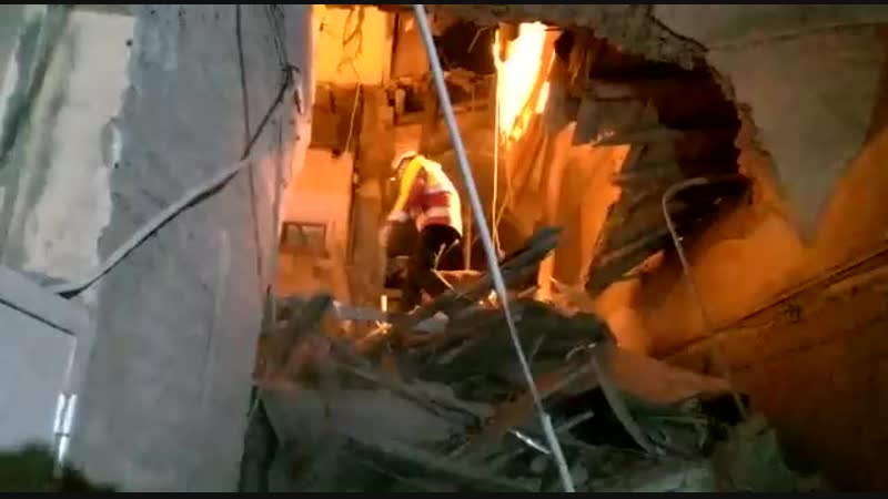 В здании итмо разбирают завалы после обрушения