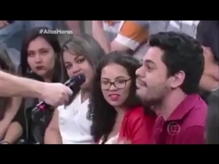 "se eu andar com à cabeça da minha rola pra fora da minha bermuda" uhushuuhsuuhuhsuhsuhhushuhushusuhuhshu