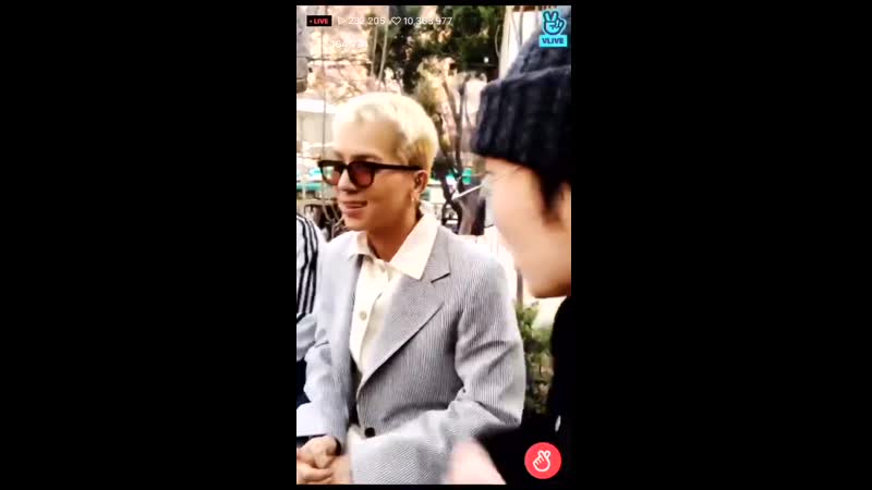 Mino sulking because jinu, hoony their manager surprised him for his birthday but yoon only sent him a text yoon but i sent