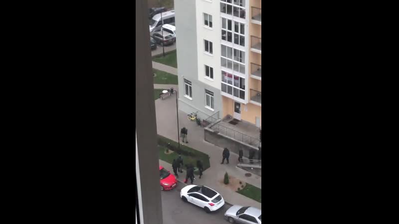 Фашысты лукашэнкі ходзяць па кватэрах дамоў на «плошчы пераменаў» і выкрадаюць людзей