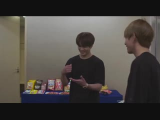 Jikook so cute ( 692 x 1272 ) mp4