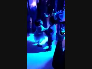 Увели девочку